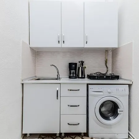 Flat Near Taksim Square In Beyoglu