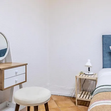 Flat Near Taksim Square In Beyoglu 아파트