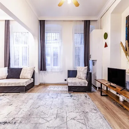 Flat Near Taksim Square In Beyoglu Apartman Isztambul
